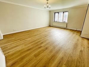 Lounge- click for photo gallery